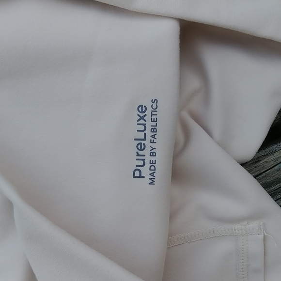 🌾3/$50🌾 Fabletics leggings - Picture 5 of 5